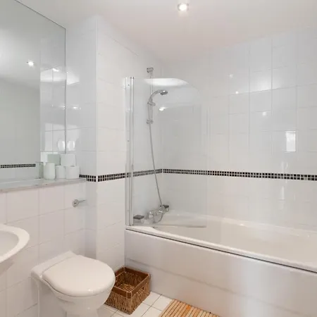 Apartment Stylish 2bed In Cc Of Leeds Leeds (West Yorkshire)