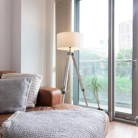 Stylish 2bed In Cc Of Leeds شقة *